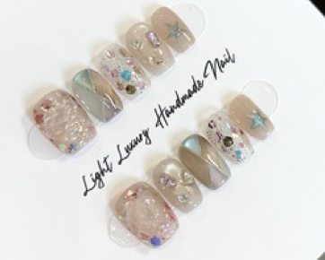 Perla Cristal | Uñas Press On Hechas a Mano