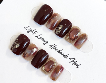 Cereza Caramelo | Uñas Press On Hechas a Mano