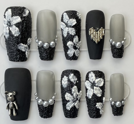 Elegancia Negra | Uñas Press On Hechas a Mano