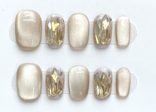 Luz Champán | Uñas Press On Hechas a Mano