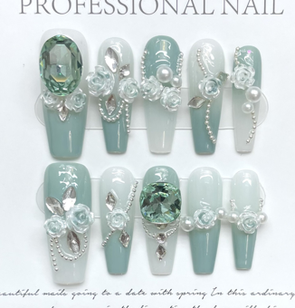 Jardín de Jade | Uñas Press On Hechas a Mano