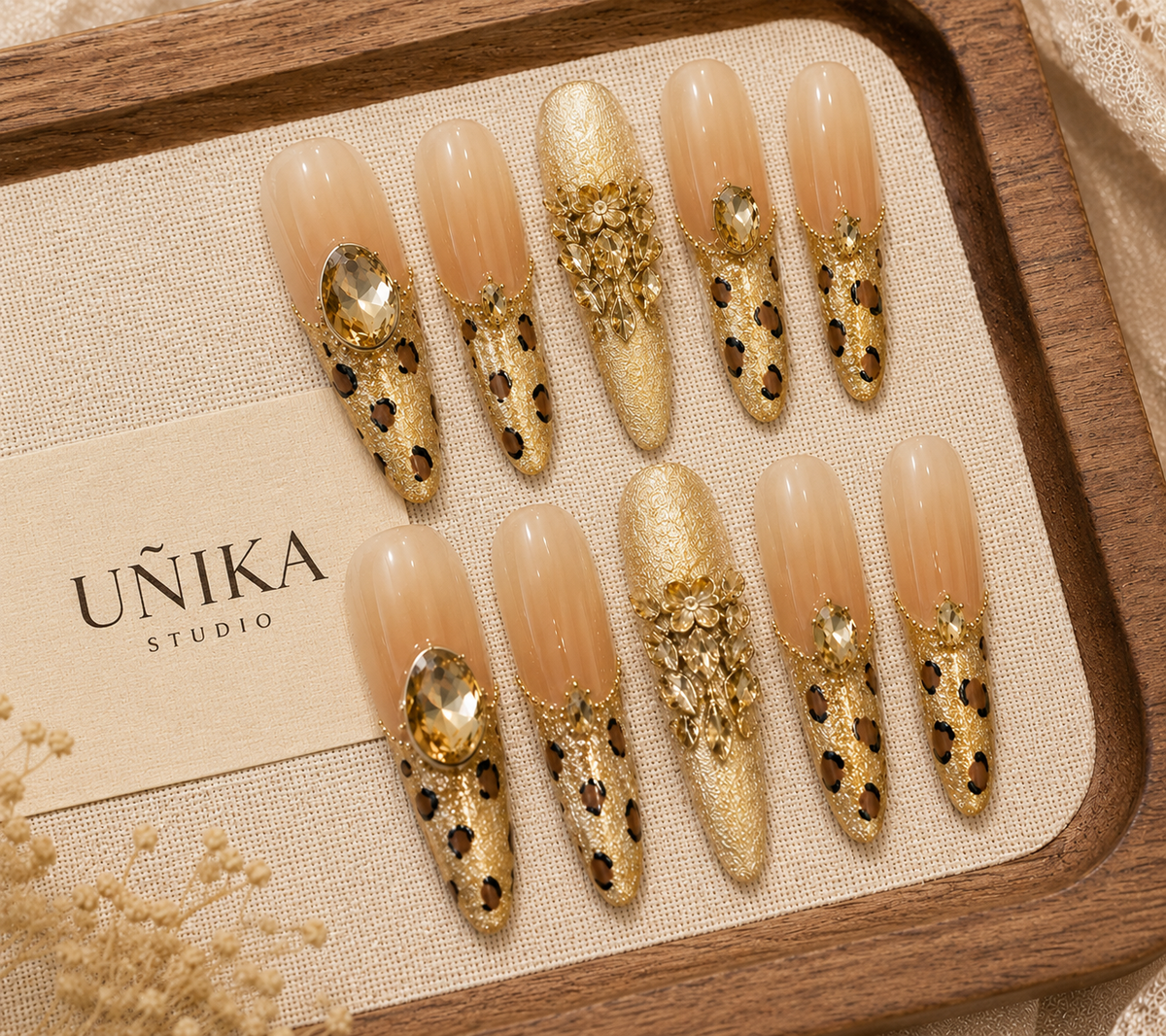 Fiera Dorada | Uñas Press On Hechas a Mano