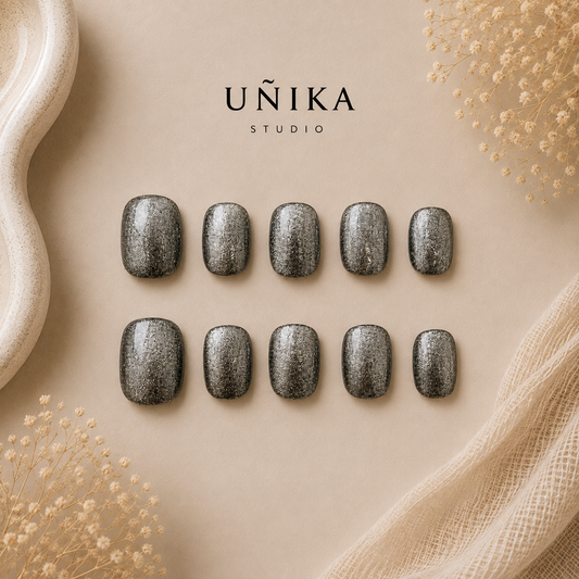 Grafito Satinado | Uñas Press On Hechas a Mano